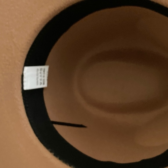 Fedora - Picture 8 of 9